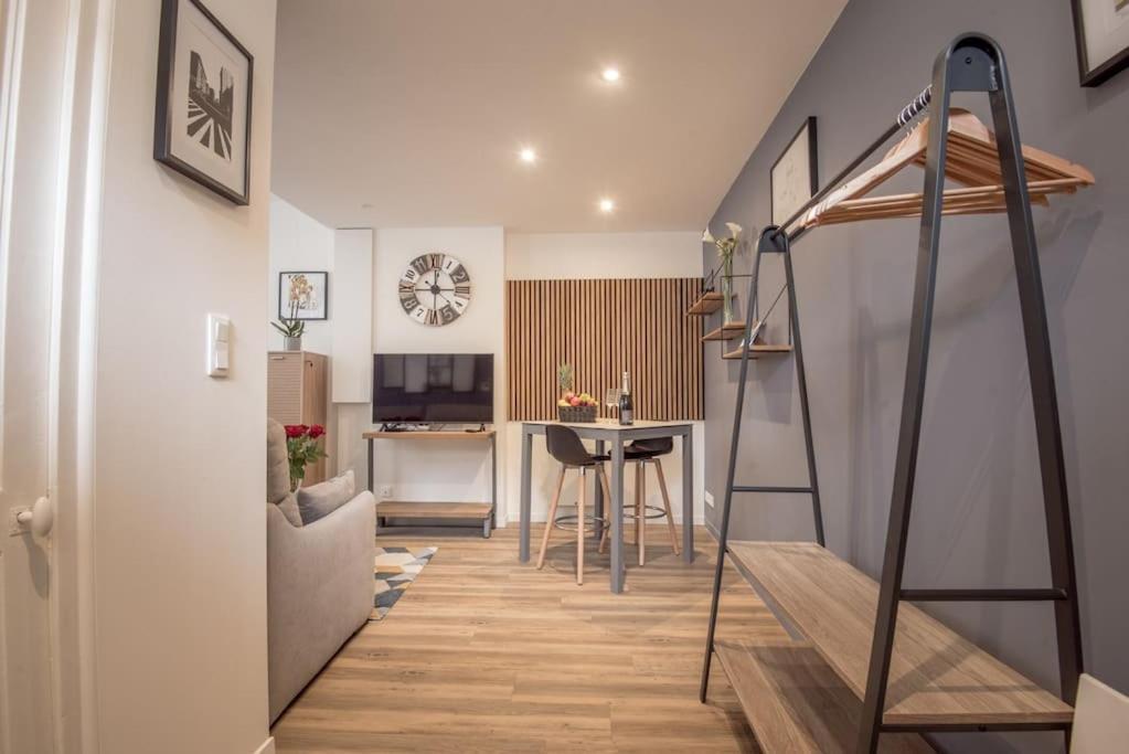 L'Espine Apartment Angers Exterior photo